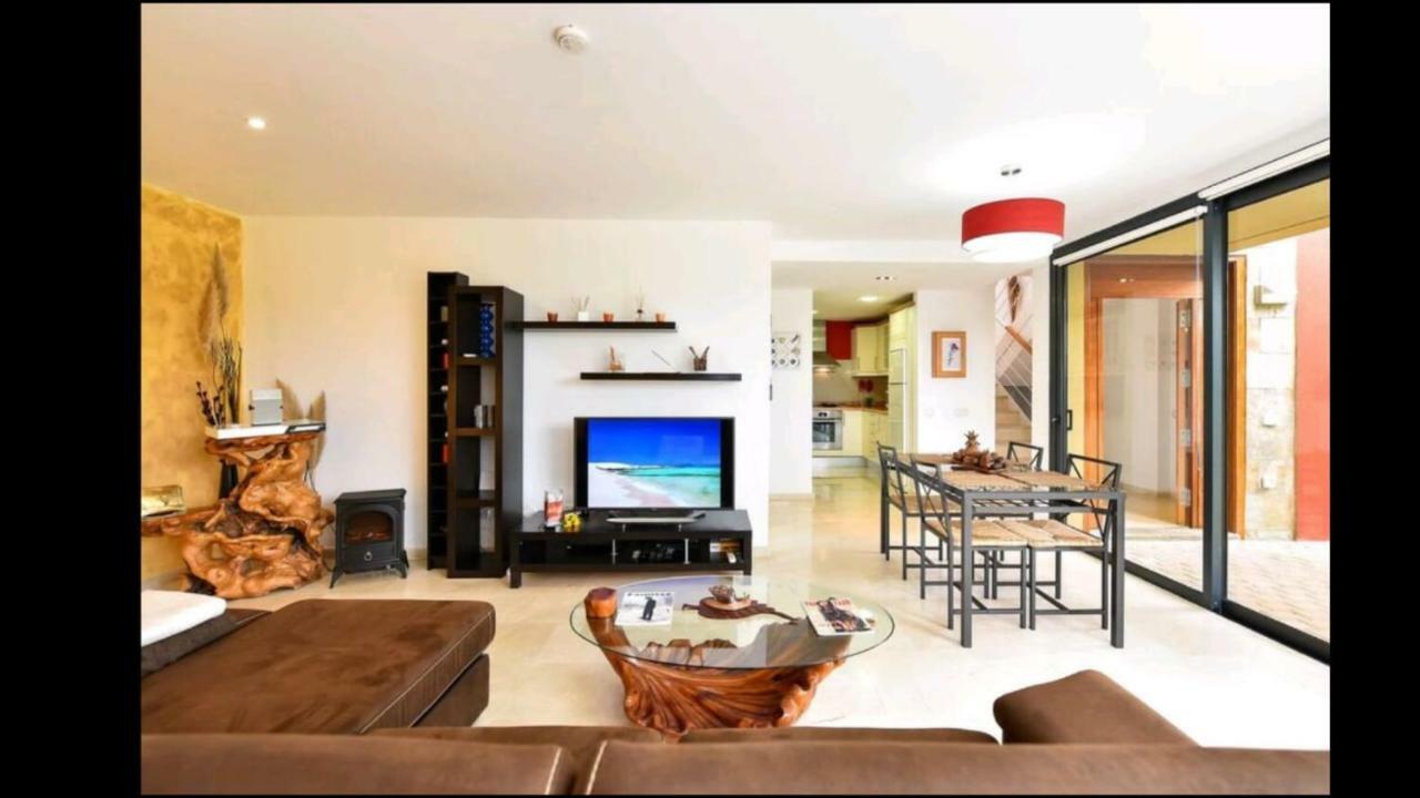 Villa Las Terrazas 17•Exclusive Chill Out And Pool. San Bartolome Bagian luar foto